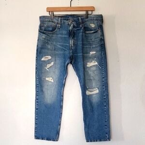 Men's Blue Short Distressed Jeans
